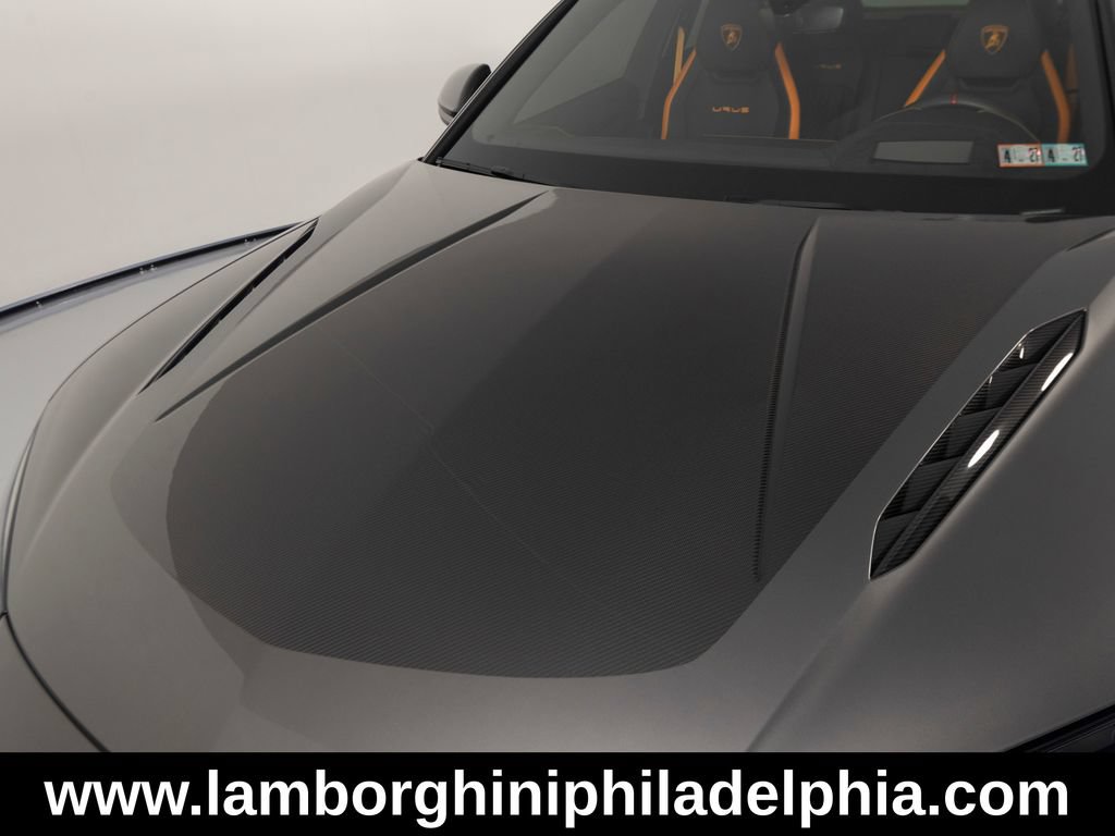 Used 2024 Lamborghini Urus Performante AWD/4WD image 46