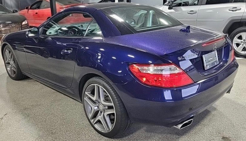 Used 2015 Mercedes-Benz SLK 250 image 3