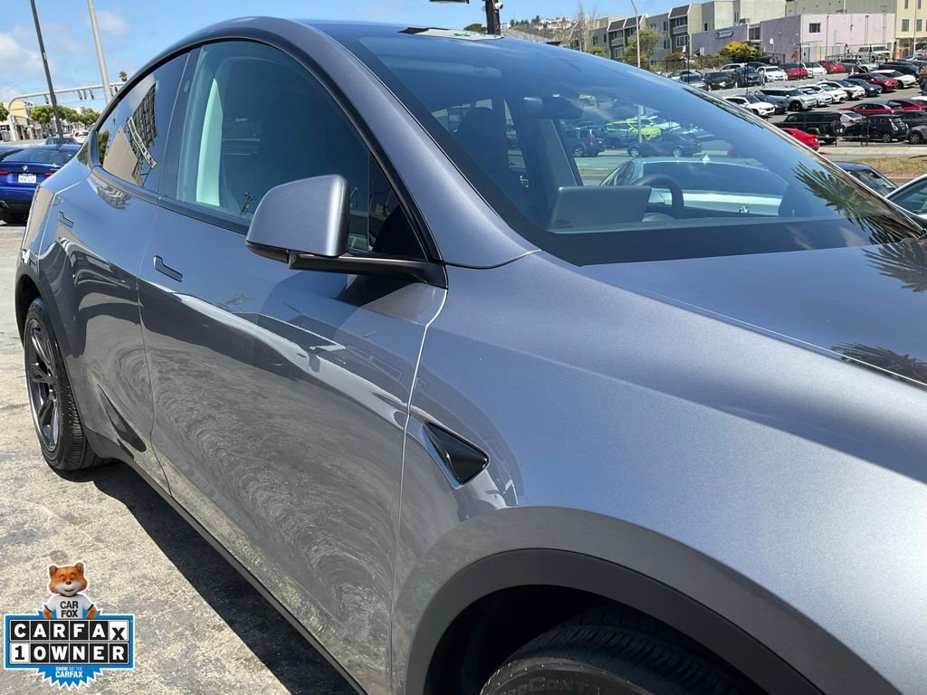 Used 2025 Tesla Model Y Long Range AWD/4WD image 73