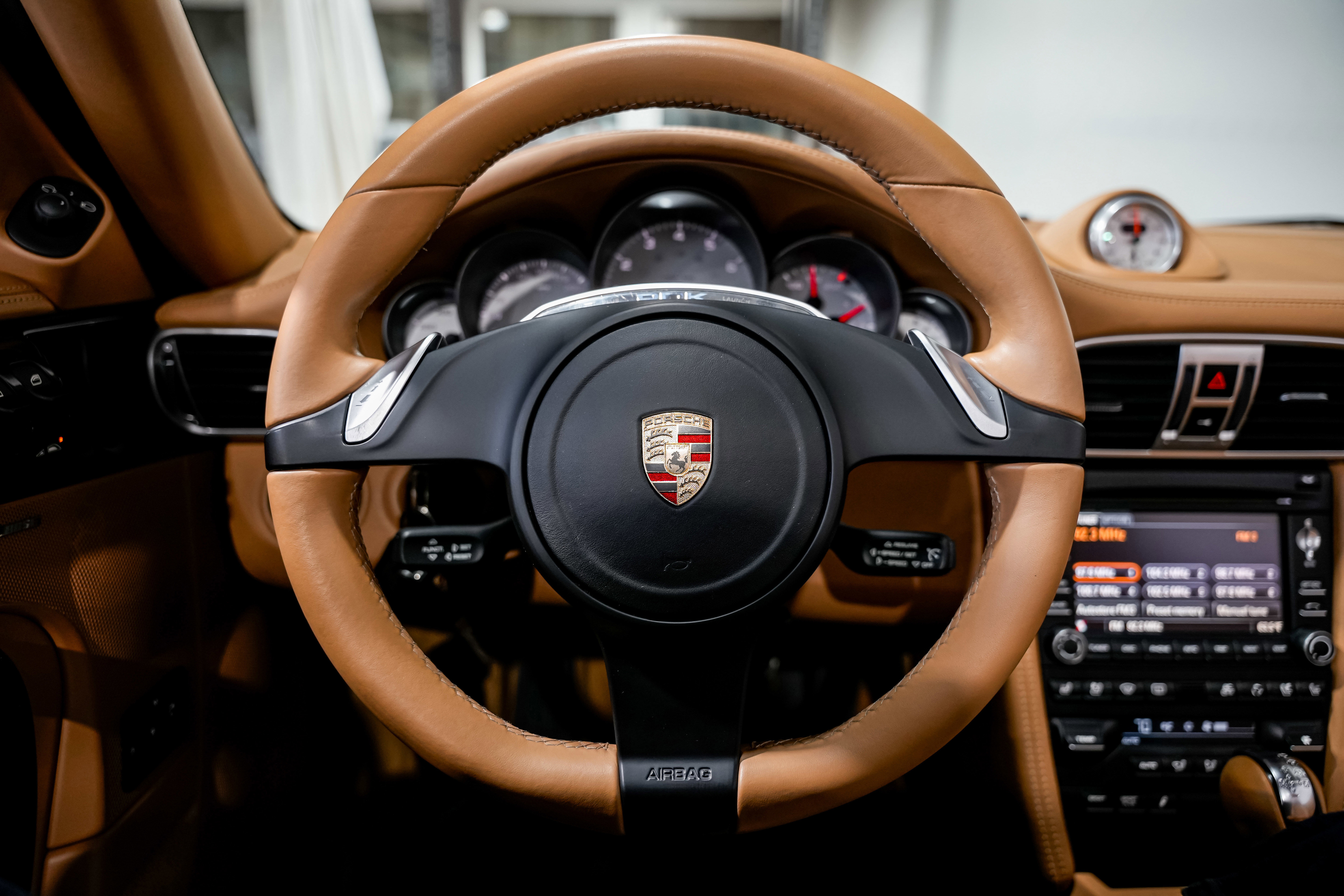 Used 2012 Porsche 911 Carrera S image 10