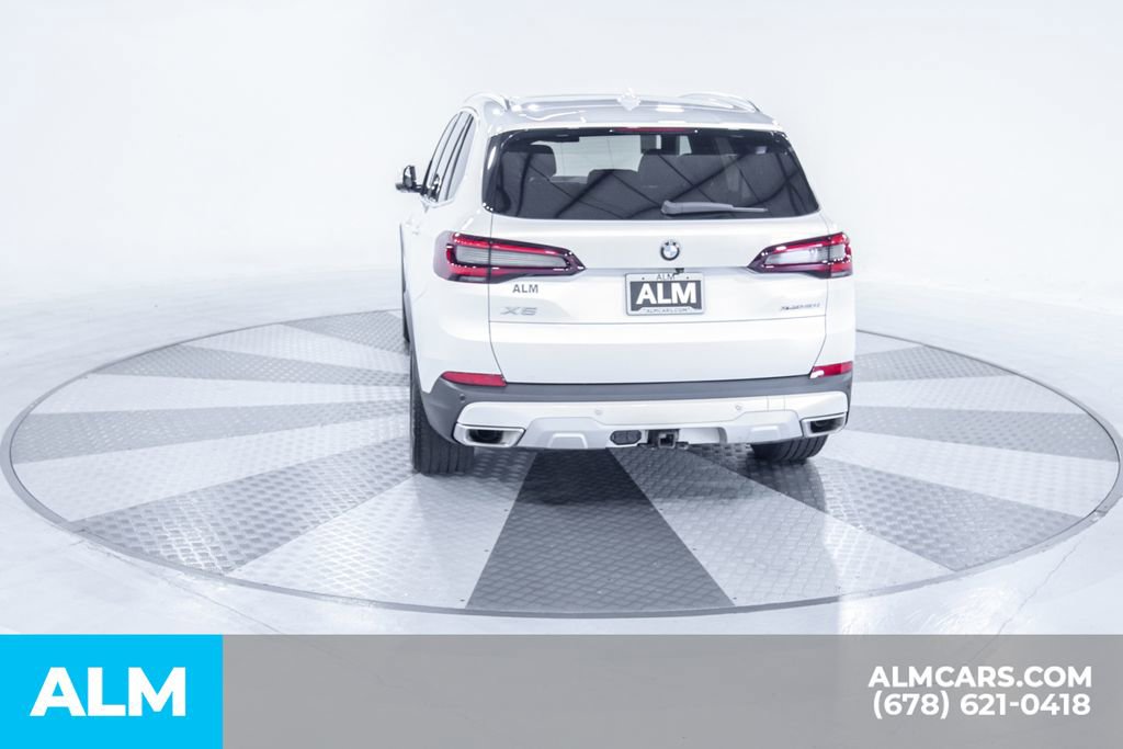 Used 2023 BMW X5 xDrive40i w/ Premium Package AWD/4WD image 9