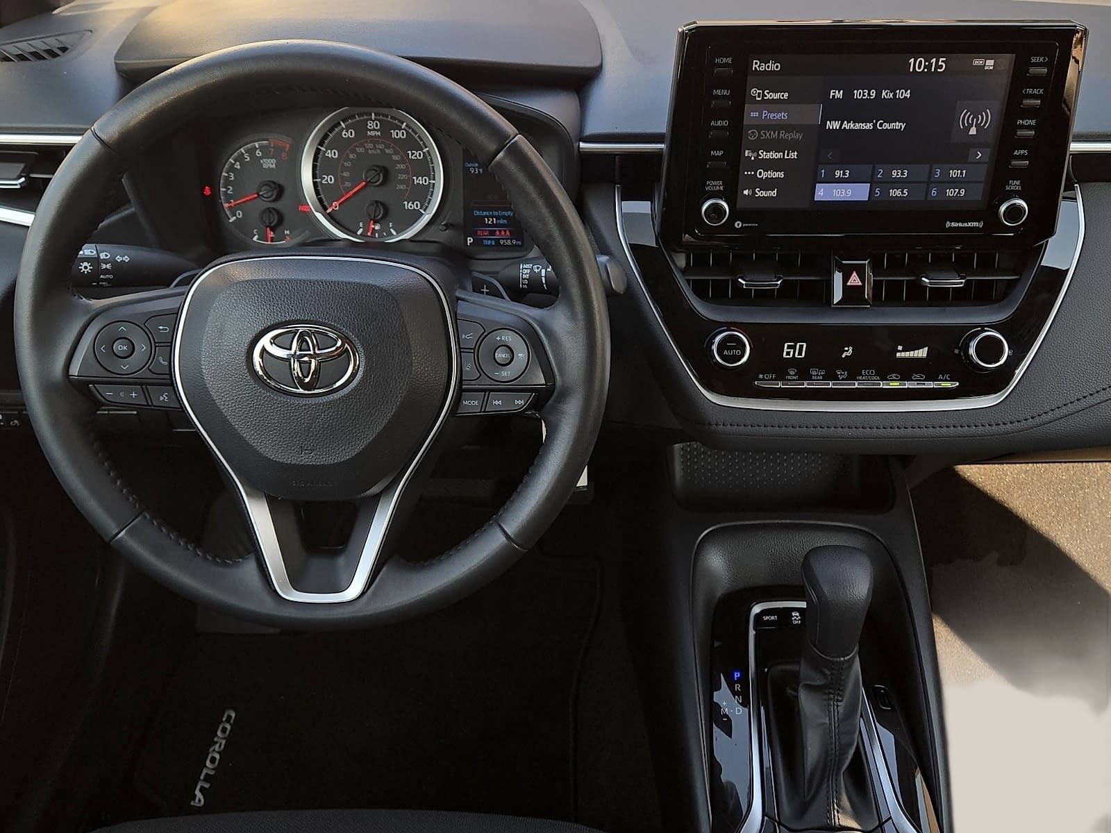 Used 2022 Toyota Corolla SE FWD image 11