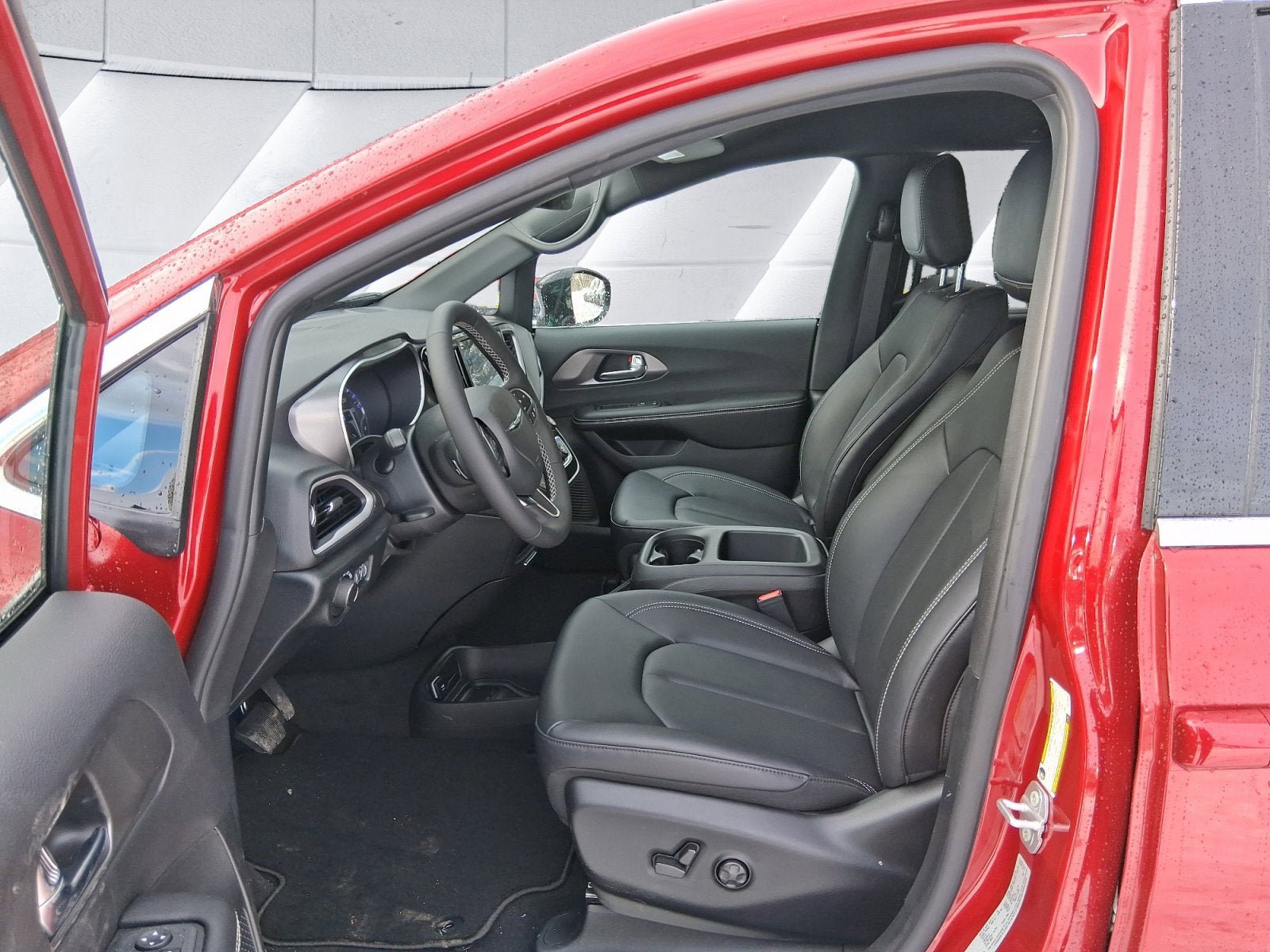 New 2026 Chrysler Voyager LX image 10