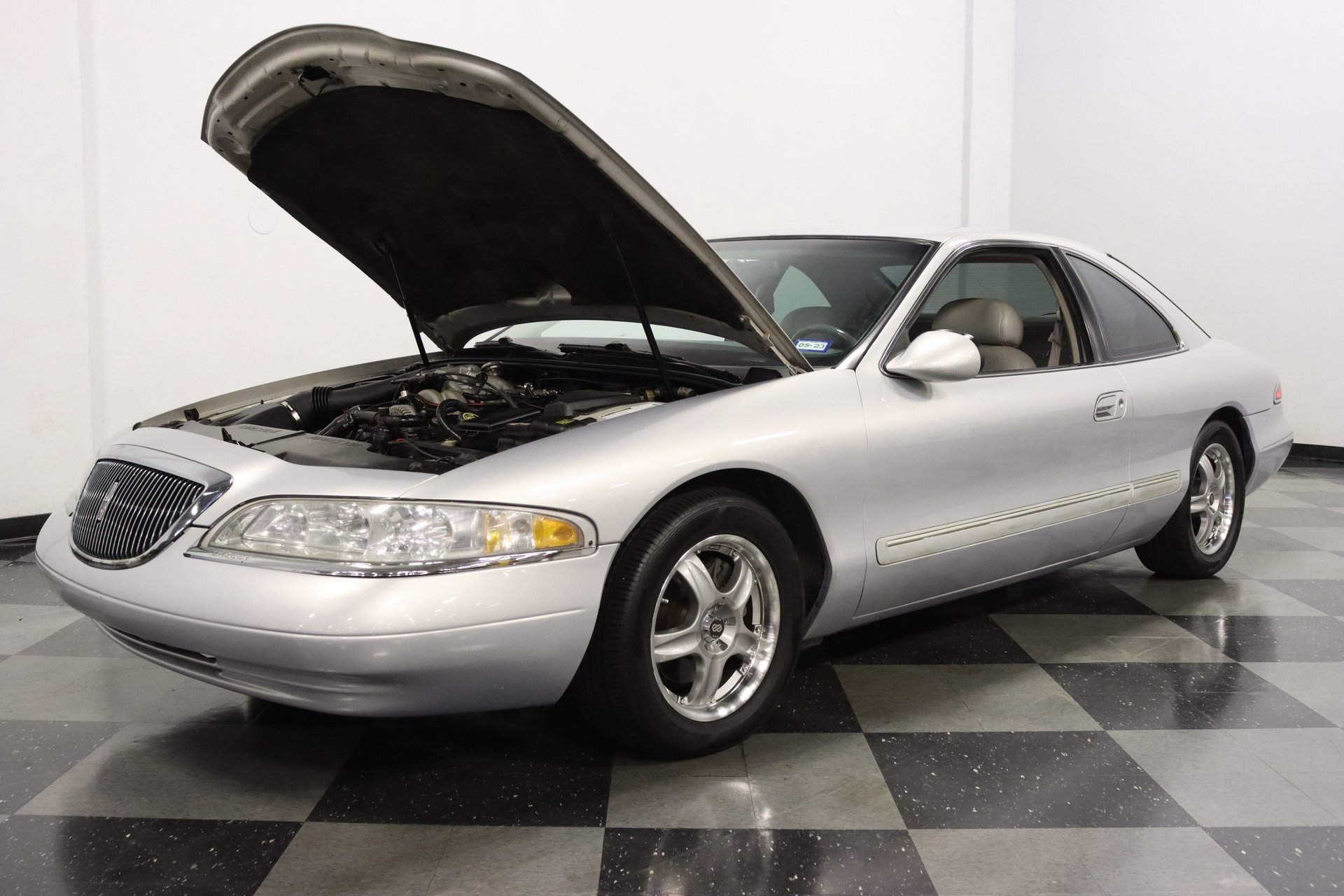 Used 1998 Lincoln Mark VIII RWD image 40