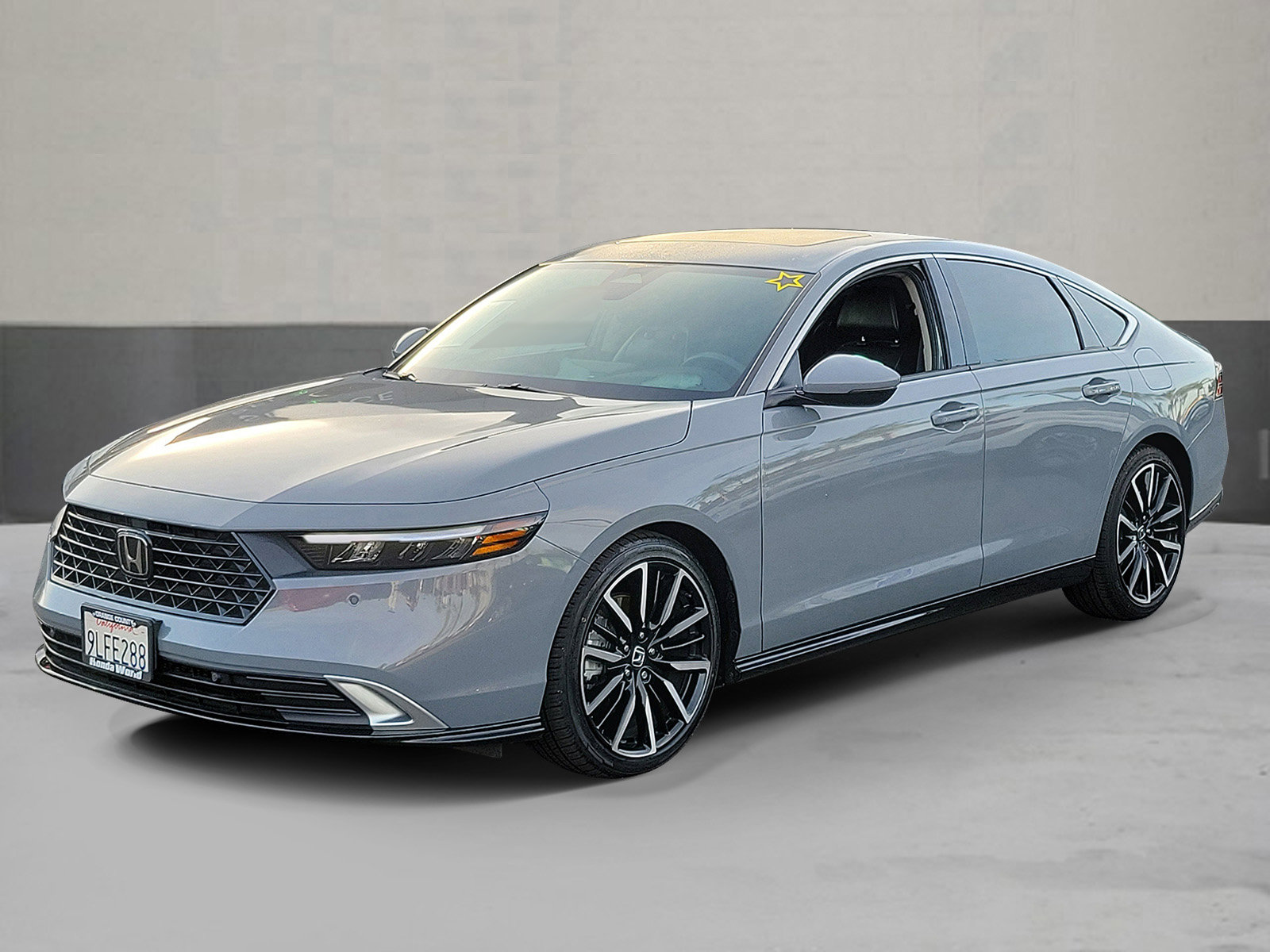 Used 2024 Honda Accord Touring image 1