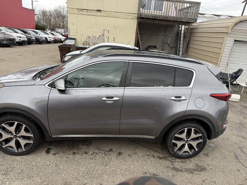 Used 2018 Kia Sportage SX image 3