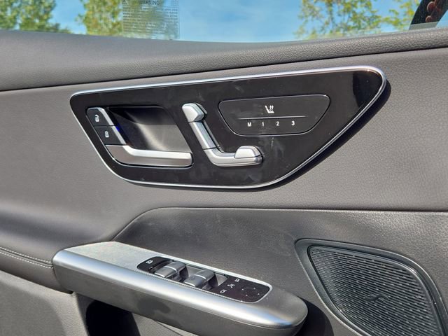 New 2025 Mercedes-Benz GLC 350e 4MATIC image 21