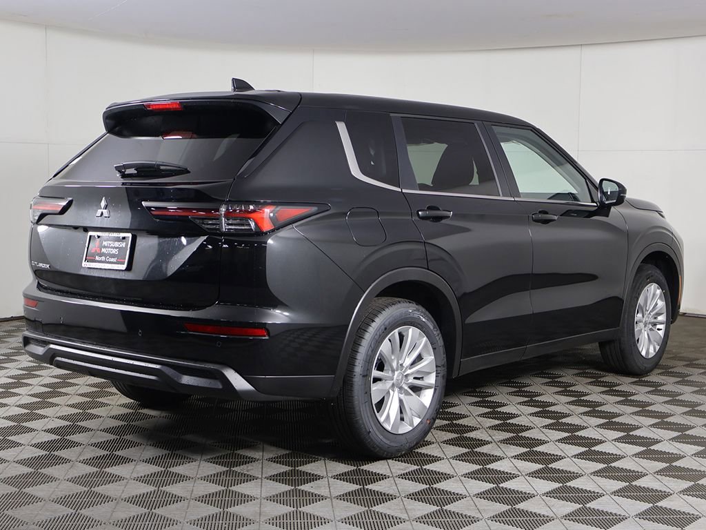 New 2026 Mitsubishi Outlander ES FWD image 9