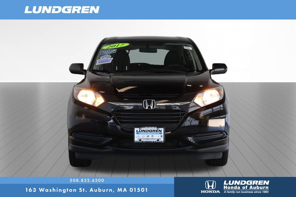 Used 2017 Honda HR-V LX image 2