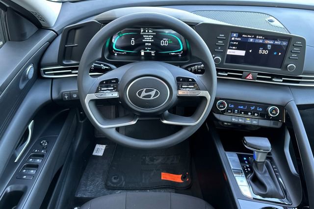 New 2026 Hyundai Elantra Blue image 14