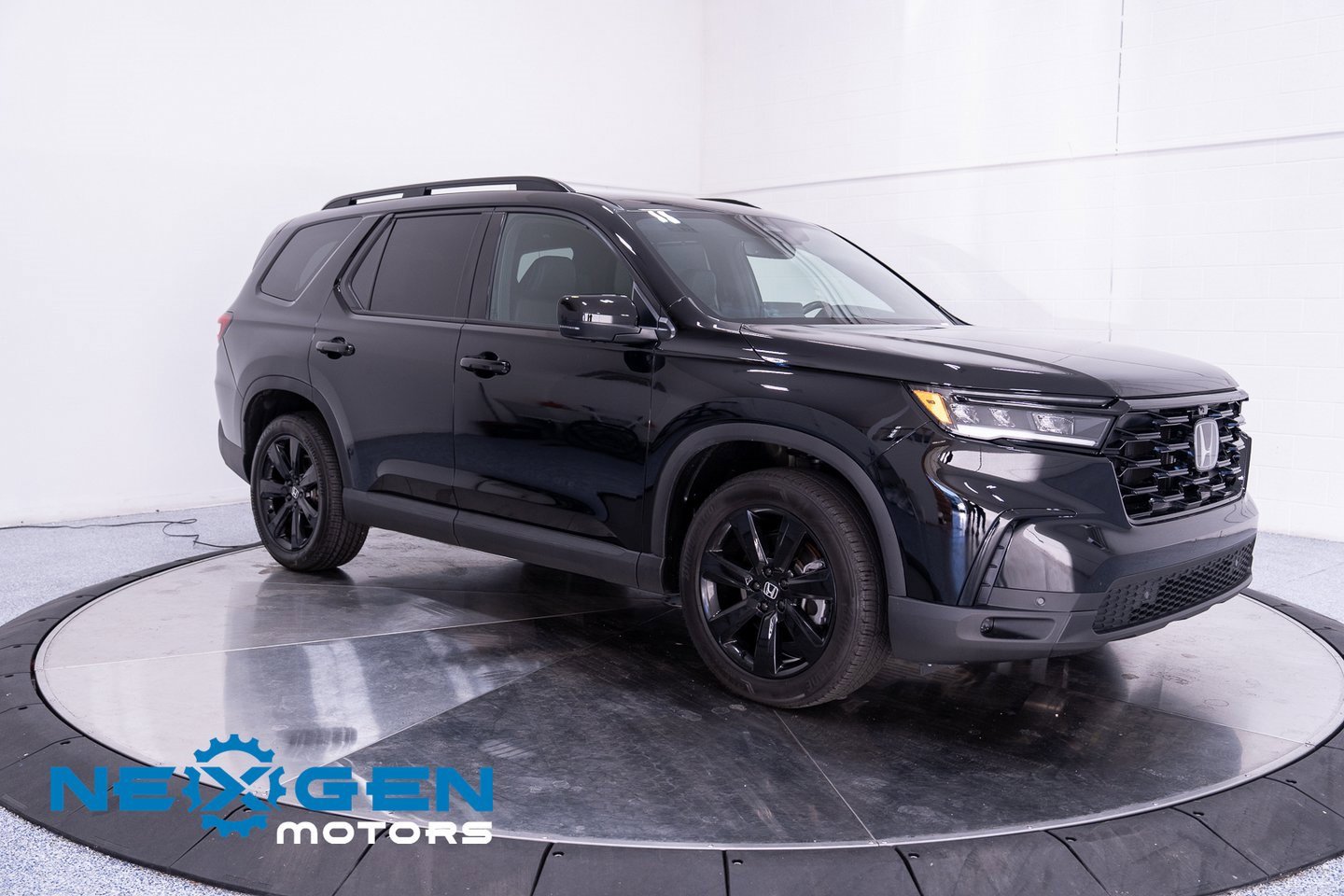Used 2025 Honda Pilot Black Edition