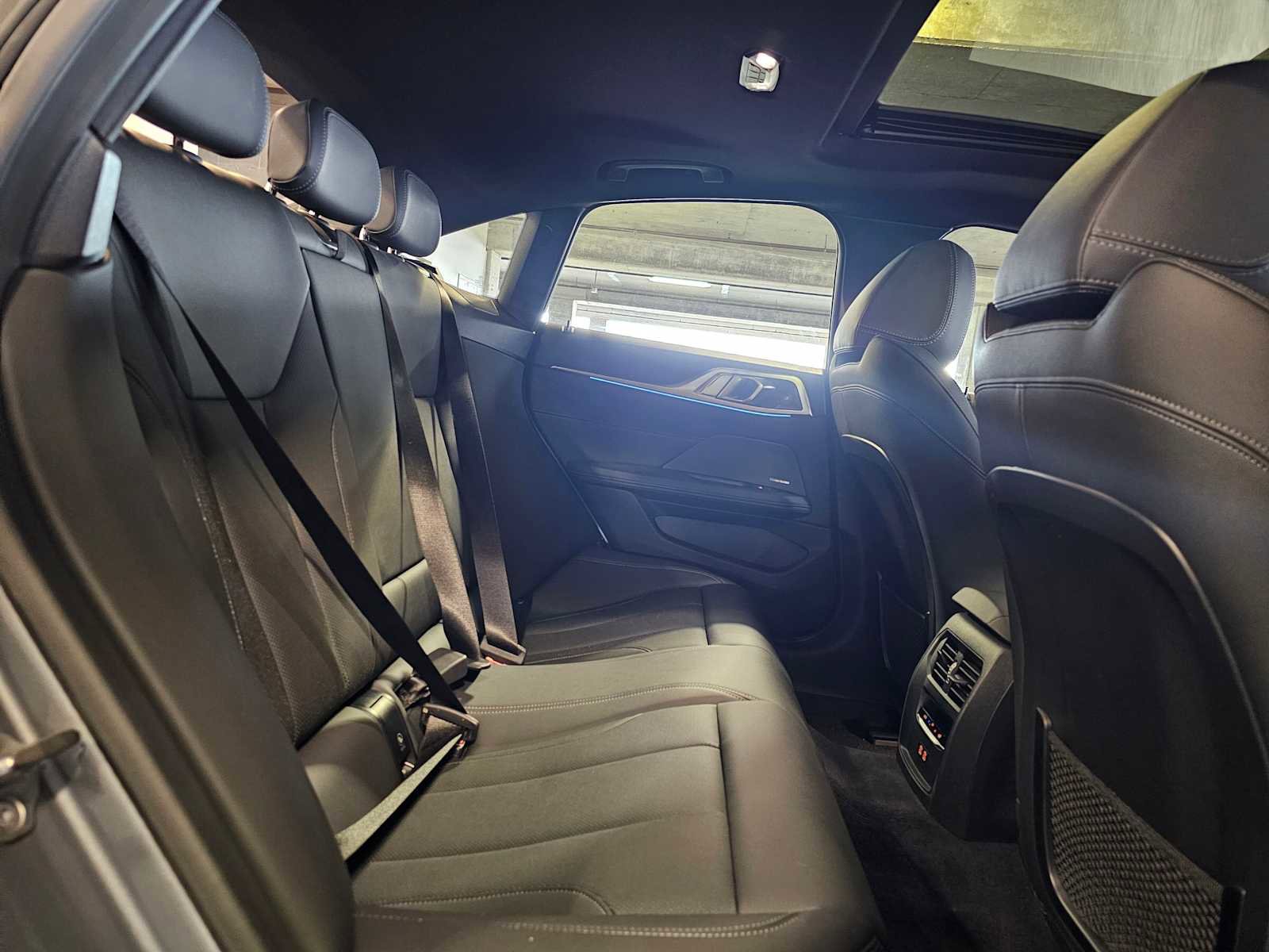 Used 2023 BMW i4 eDrive40 image 38