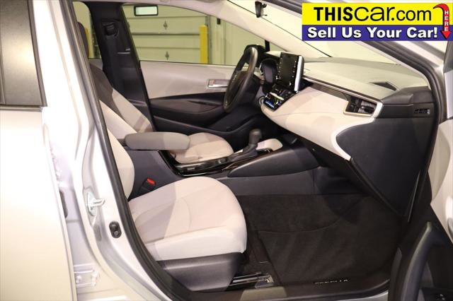 Used 2021 Toyota Corolla LE FWD image 23