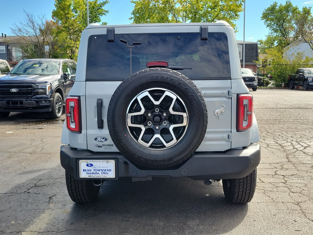 New 2026 Ford Bronco Outer Banks AWD/4WD image 5