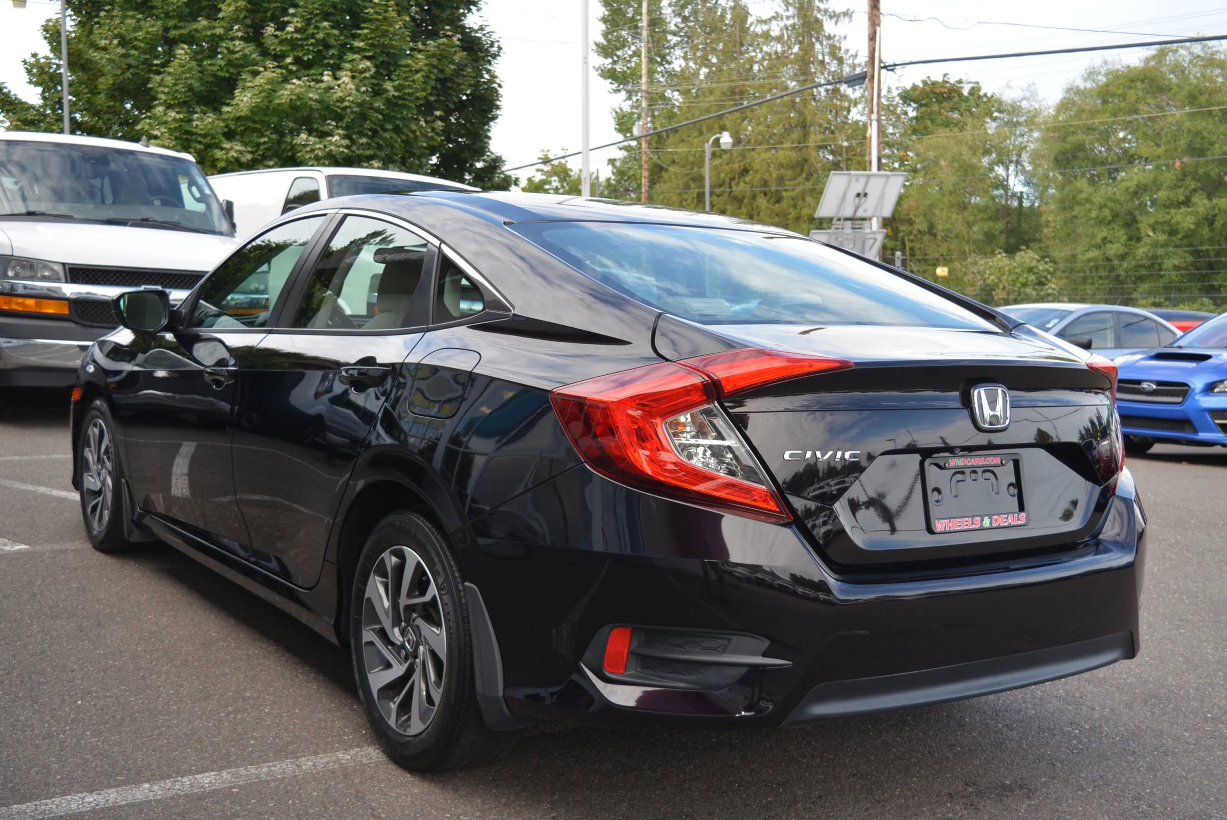 Used 2016 Honda Civic EX image 5