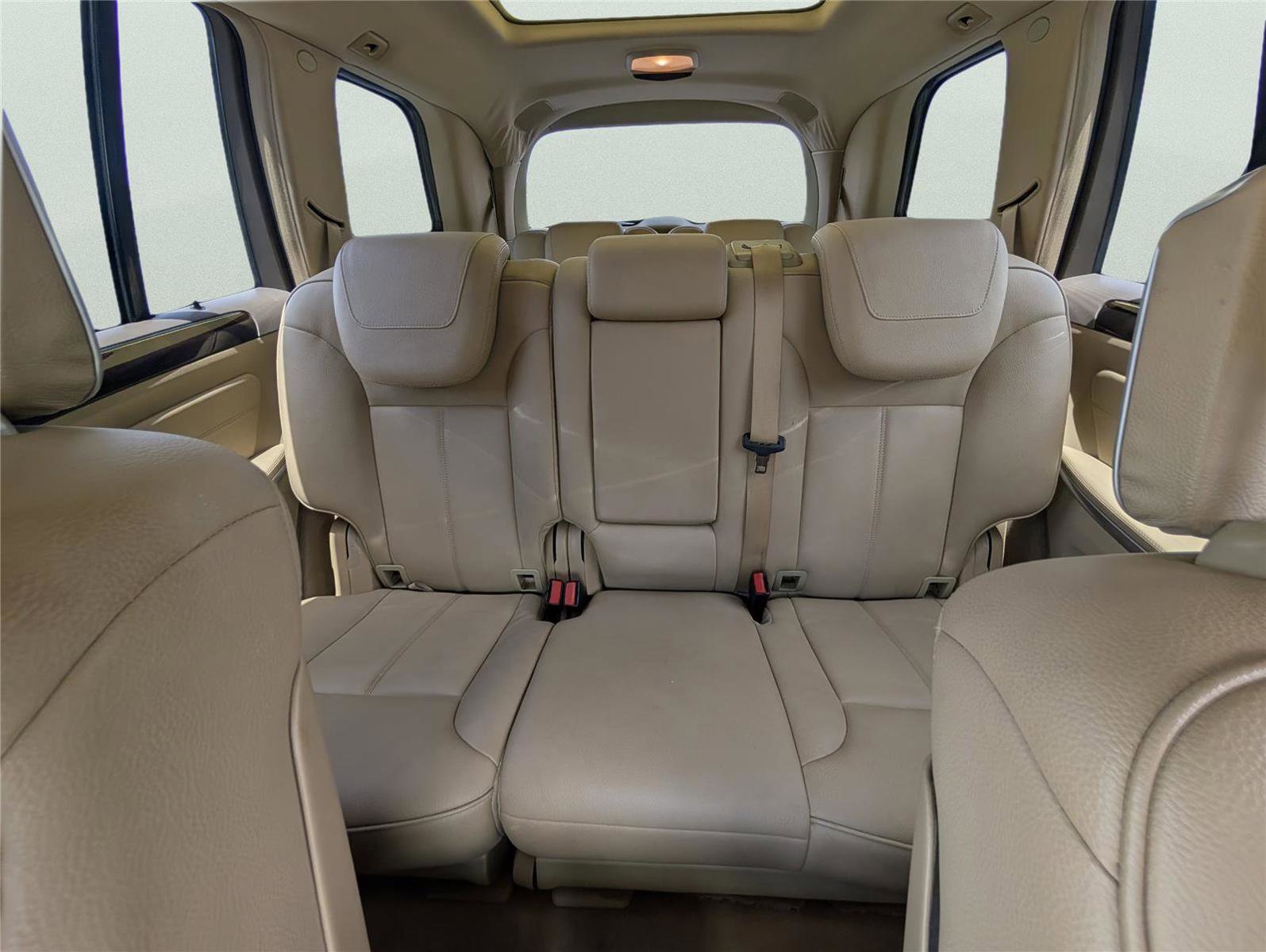 Used 2012 Mercedes-Benz GL 320 BlueTEC 4MATIC image 11