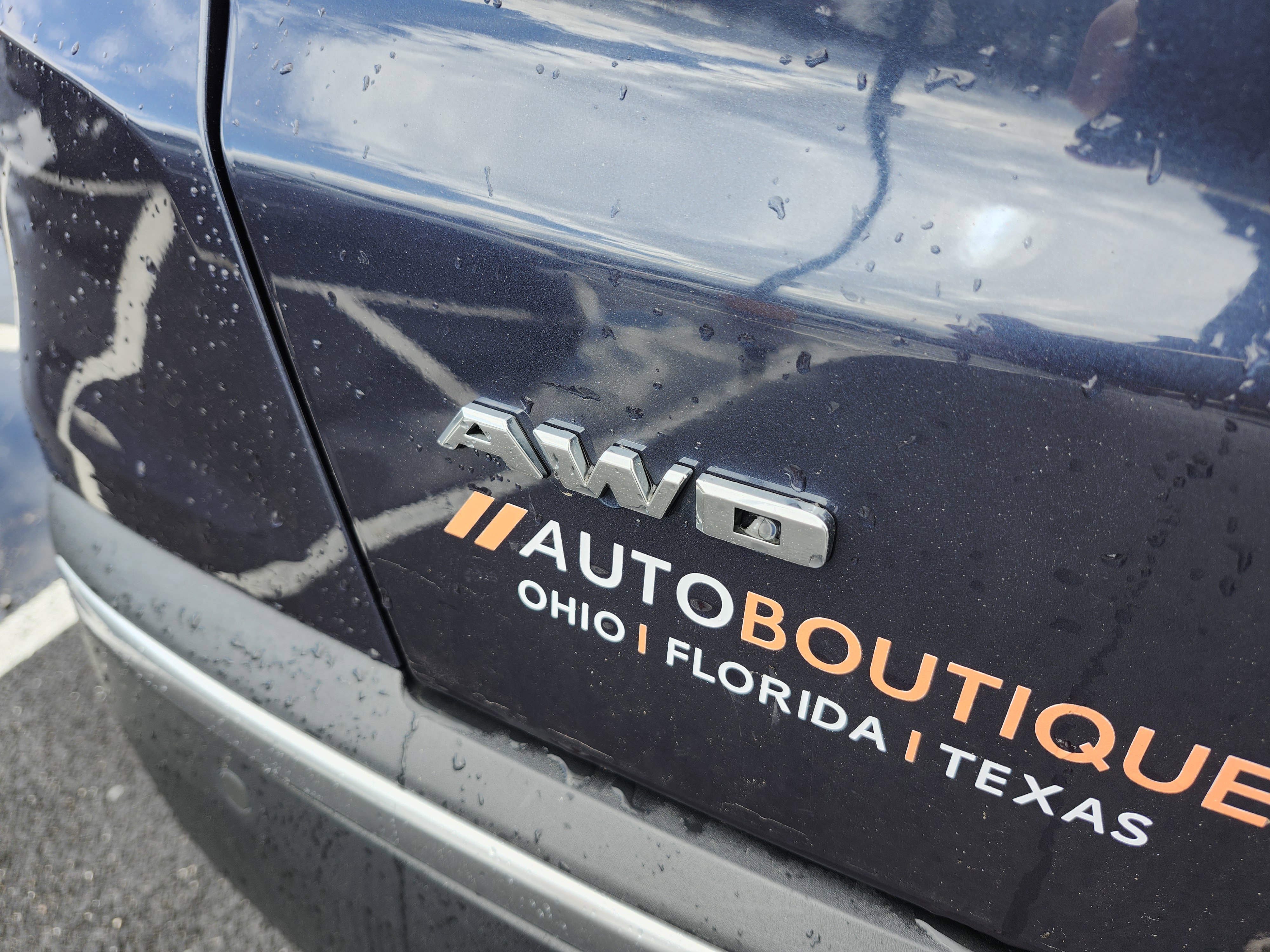 Used 2018 Cadillac XT5 AWD image 23