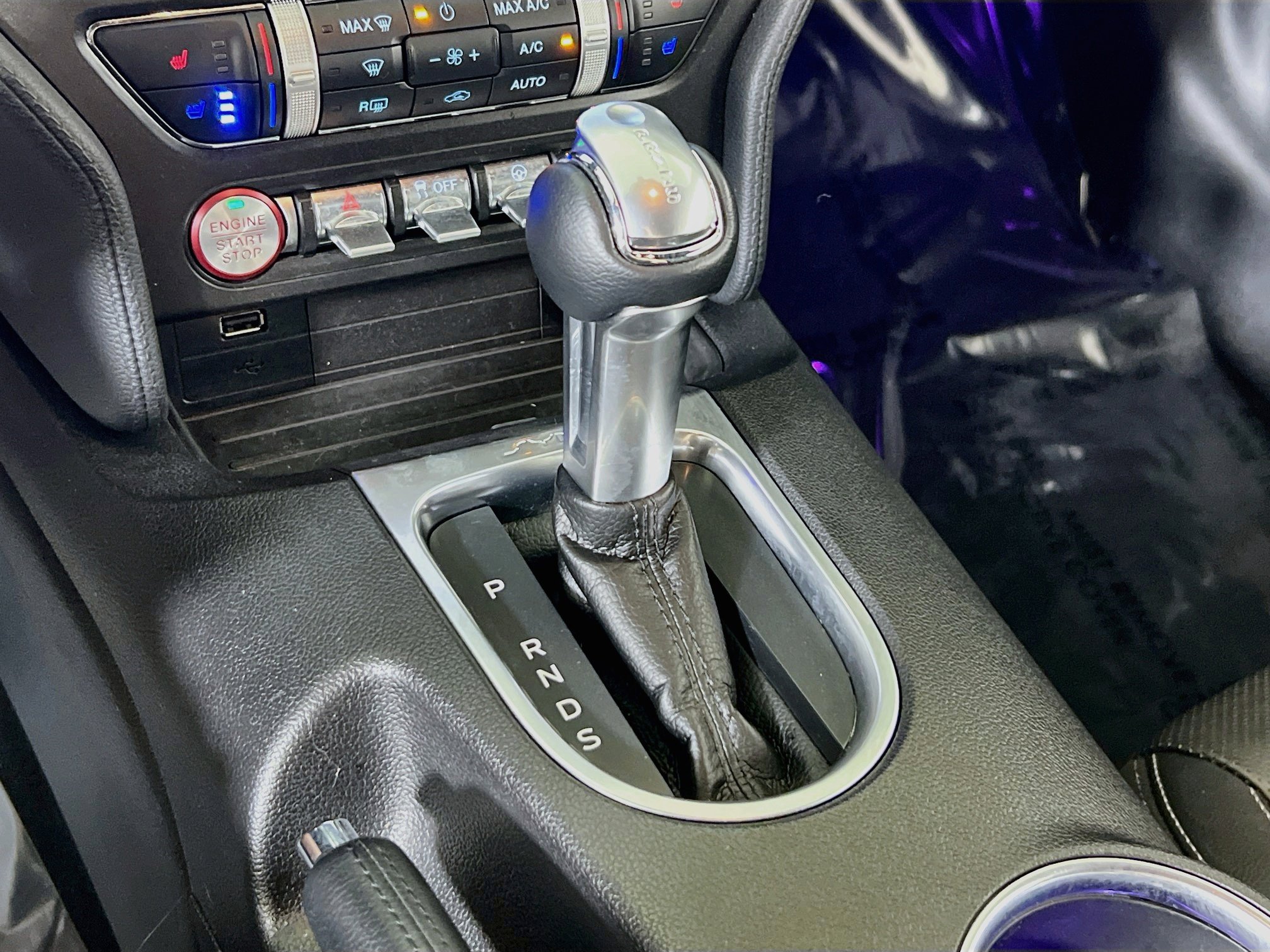 Used 2020 Ford Mustang GT Premium w/ GT Performance Package RWD image 16