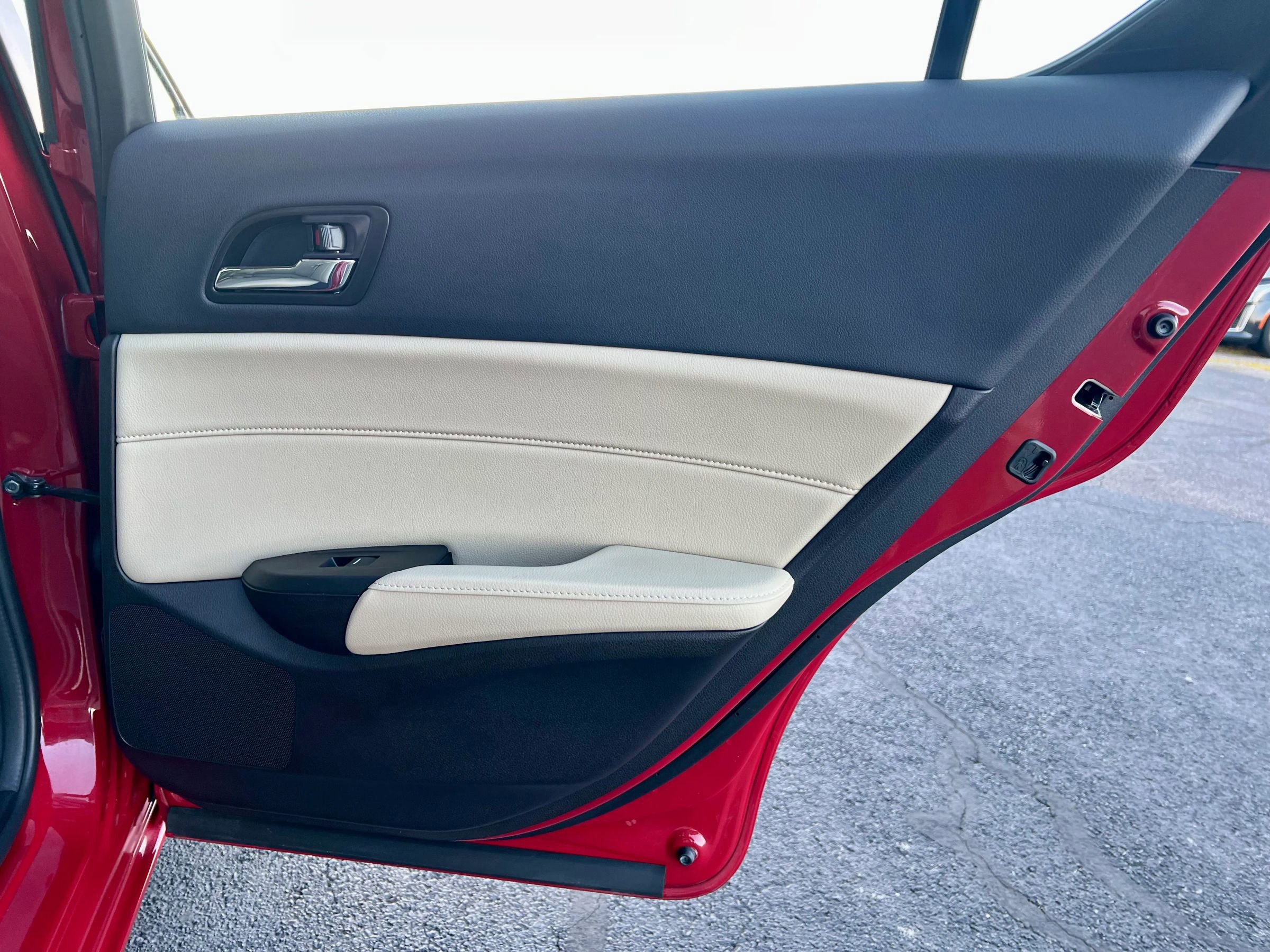 Used 2017 Acura ILX image 38