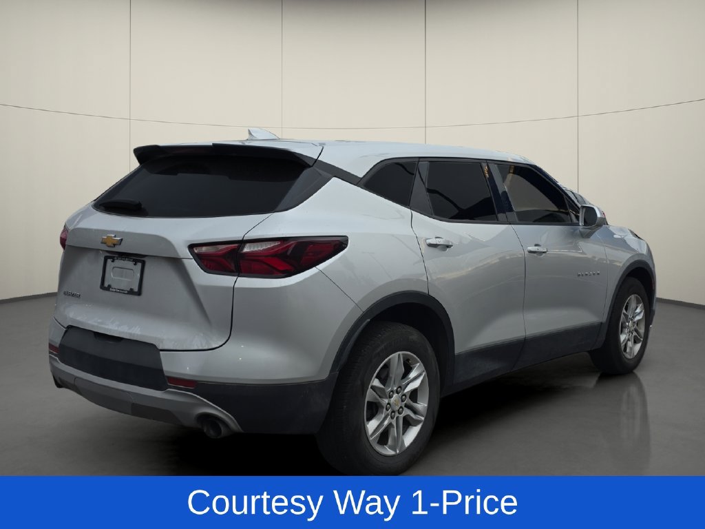 Used 2020 Chevrolet Blazer LT FWD image 9