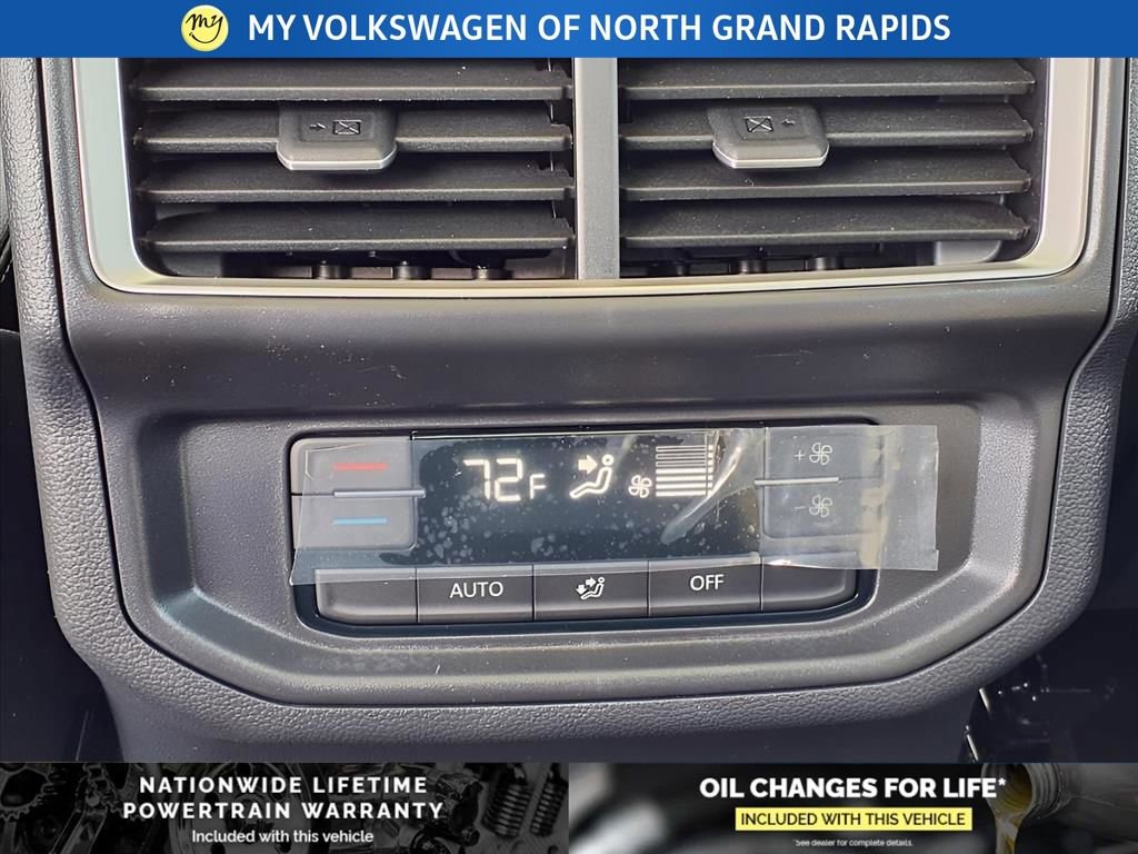 New 2026 Volkswagen Atlas SE image 14