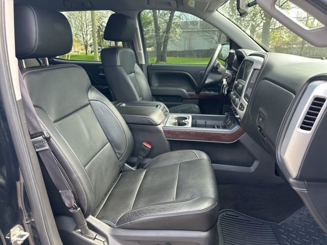 Used 2015 GMC Sierra 1500 SLT w/ SLT Preferred Package AWD/4WD image 29