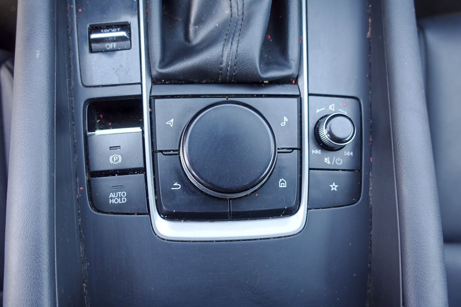 Used 2020 MAZDA MAZDA3 AWD Hatchback image 22