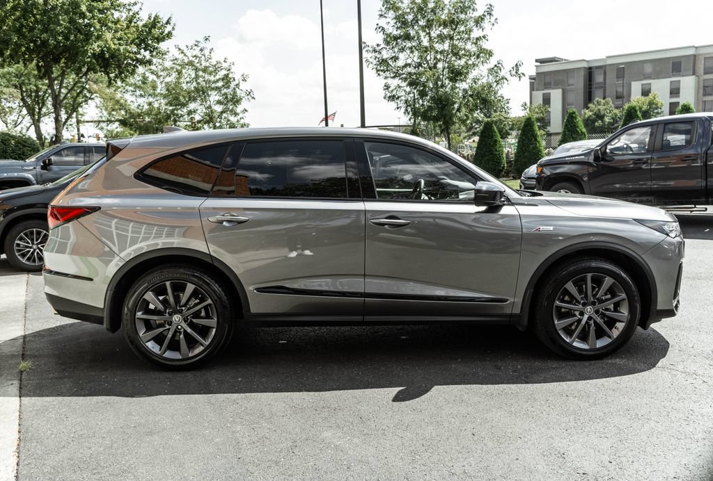 Used 2025 Acura MDX A-Spec AWD/4WD image 3