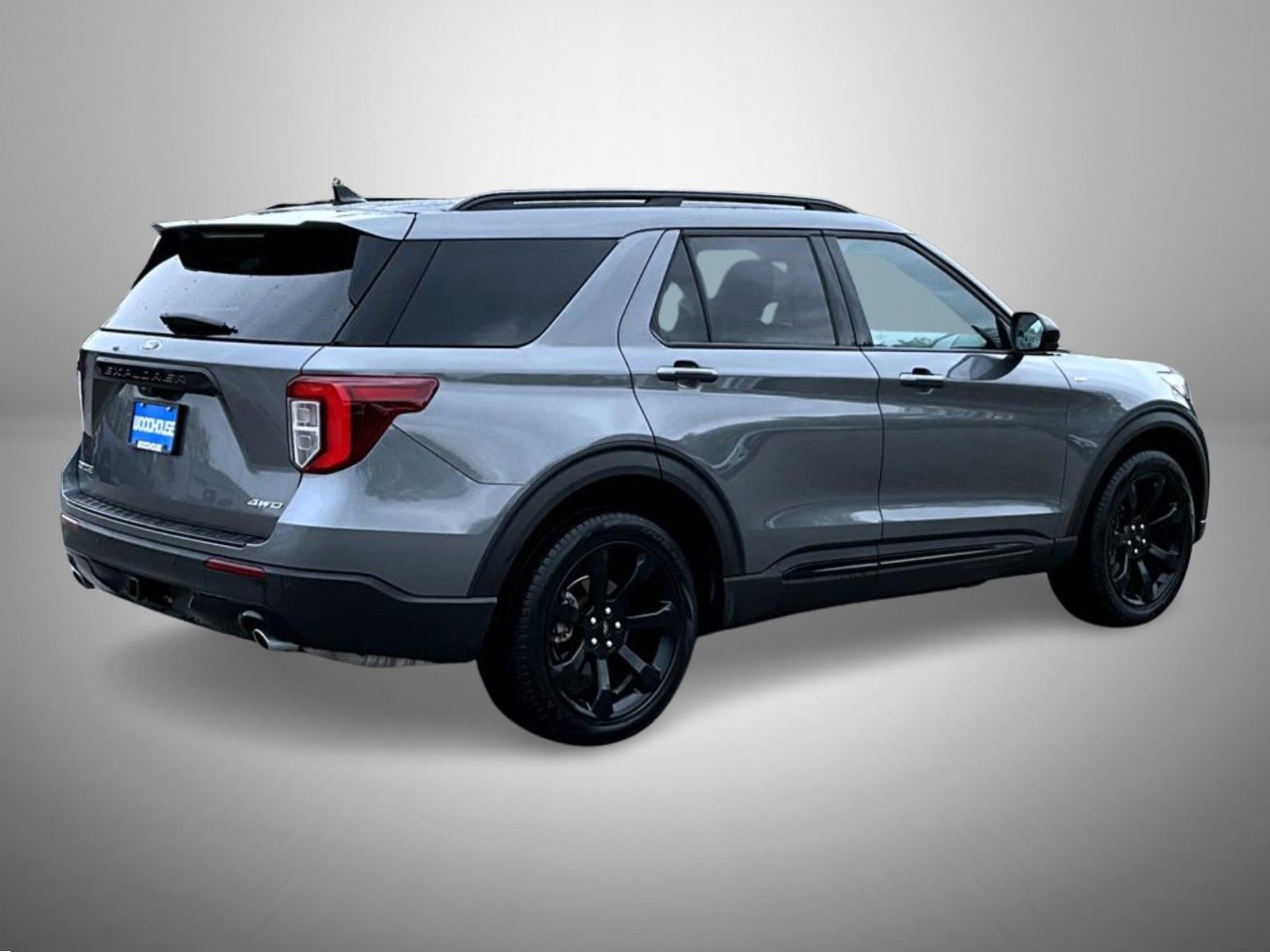 Used 2024 Ford Explorer ST-Line w/ Class IV Trailer Tow Package AWD/4WD image 5