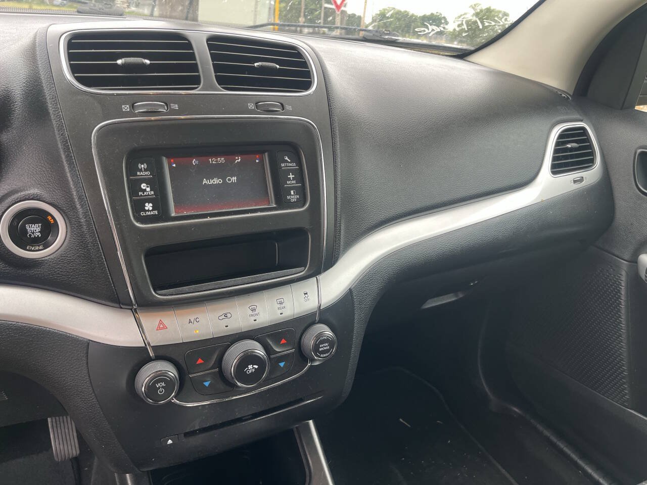 Used 2014 Dodge Journey SXT w/ Flexible Seating Group FWD image 20