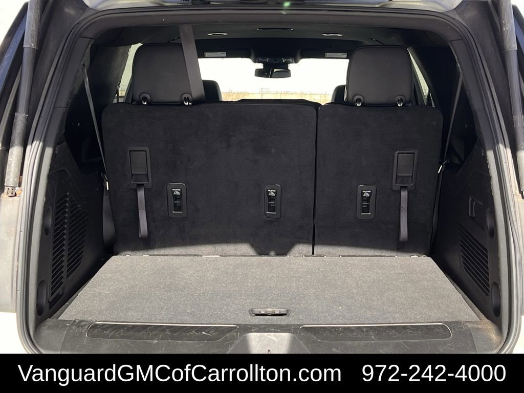 Used 2024 Chevrolet Suburban LT image 31