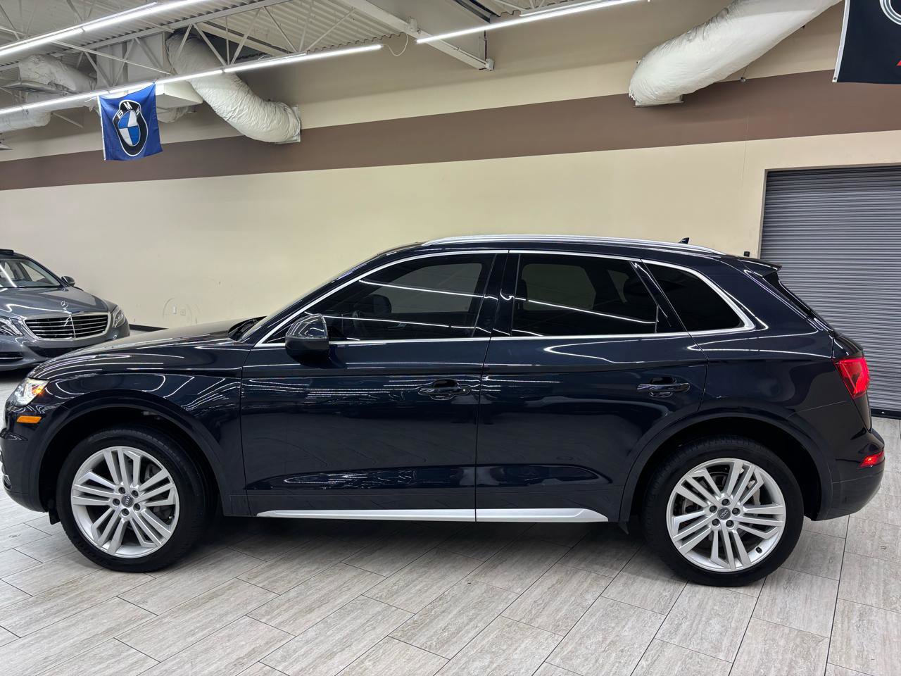 Used 2018 Audi Q5 2.0T Premium Plus w/ Premium Plus Package AWD/4WD image 3