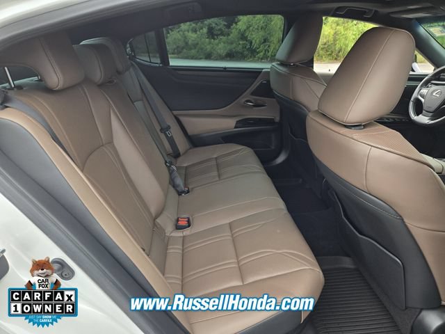 Used 2025 Lexus ES 300h Ultra Luxury FWD image 13