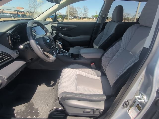 Used 2025 Subaru Outback Premium AWD/4WD image 13