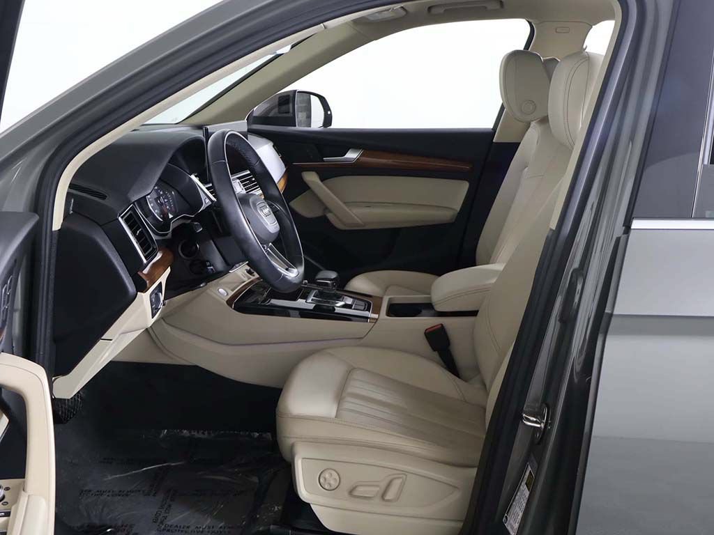 Used 2023 Audi Q5 2.0T Premium w/ Convenience Package AWD/4WD image 26