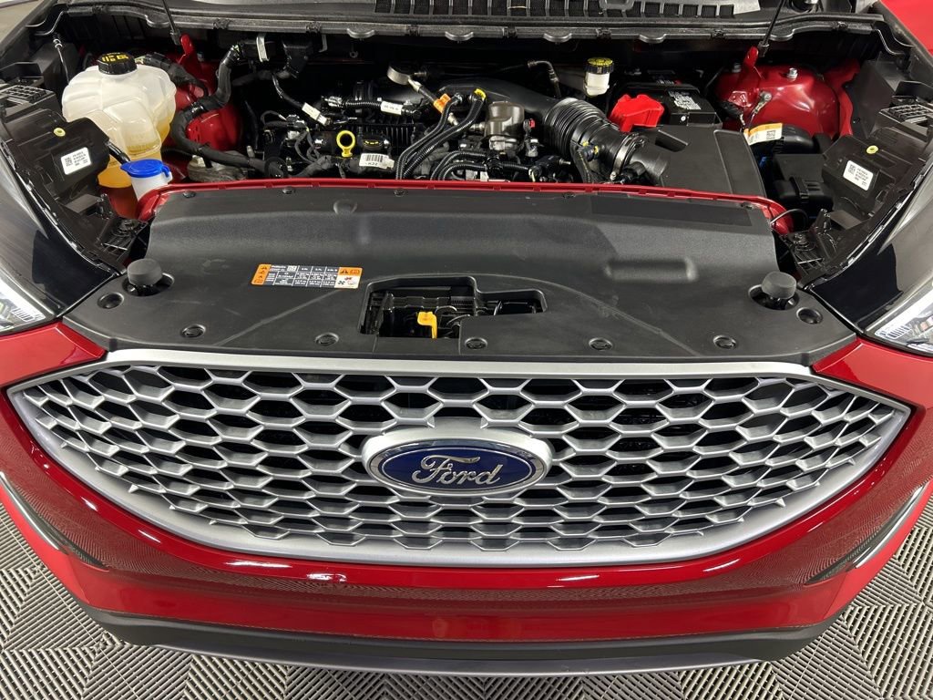 Used 2024 Ford Edge SEL image 9