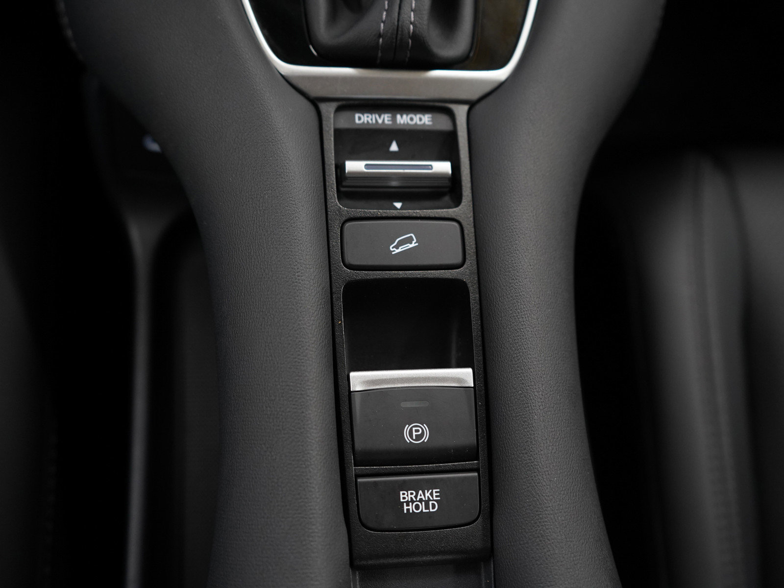 Used 2024 Honda HR-V EX-L image 24