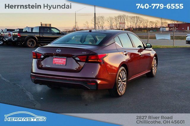 Used 2024 Nissan Altima 2.5 SV image 31