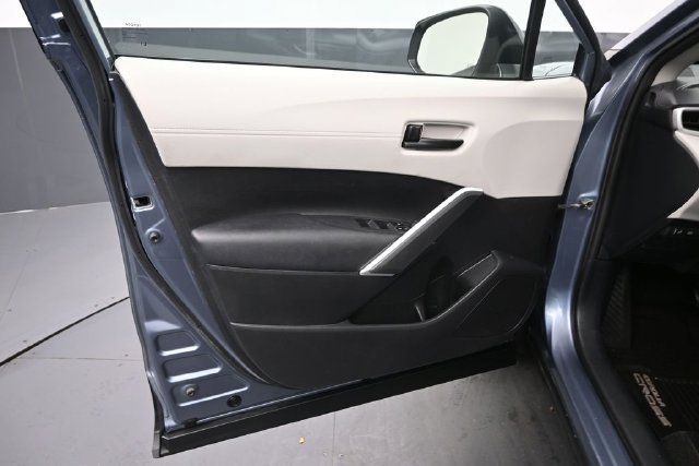 Certified 2023 Toyota Corolla Cross L AWD/4WD image 14