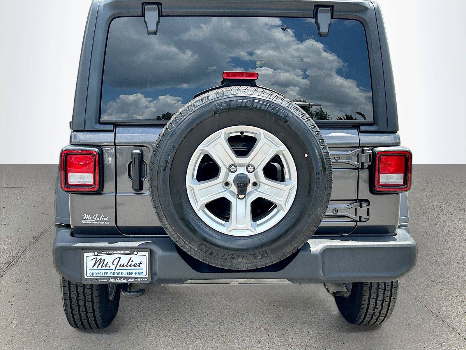 Used 2022 Jeep Wrangler Unlimited Sport AWD/4WD image 5