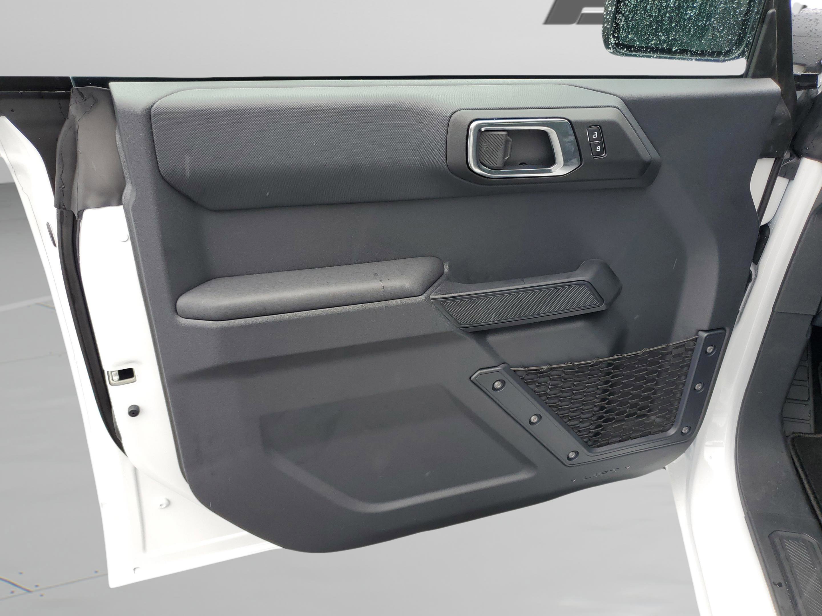 New 2025 Ford Bronco 4-Door image 16