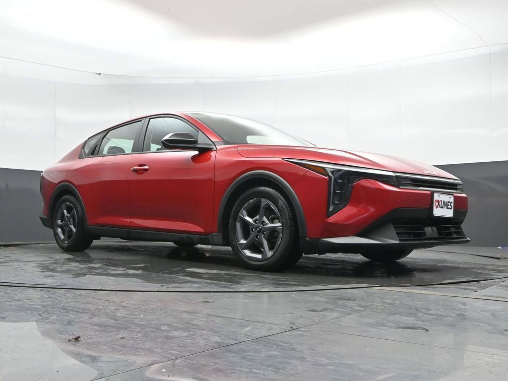 Used 2025 Kia K4 FWD image 45