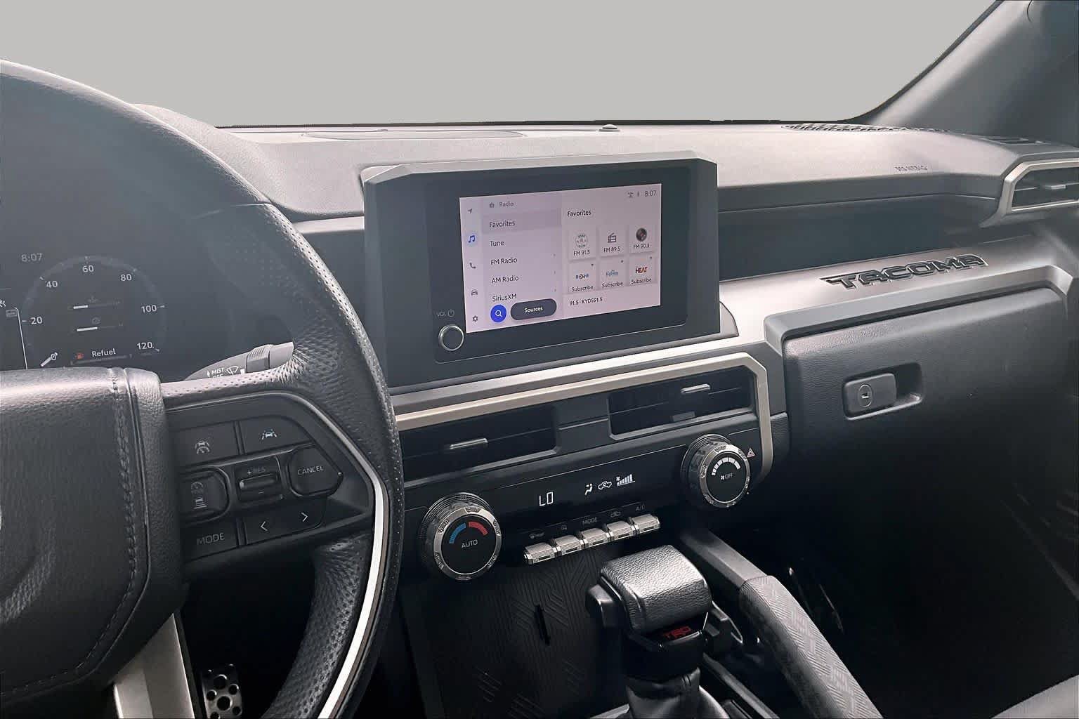 Used 2024 Toyota Tacoma TRD Sport AWD/4WD image 6