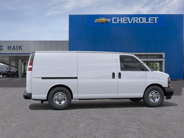 New 2026 Chevrolet Express 3500 w/ Driver Convenience Package RWD image 5