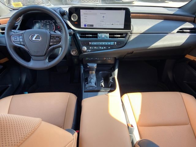 Used 2023 Lexus ES 350 w/ Premium Package image 11