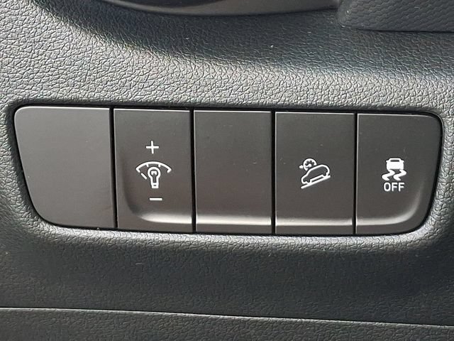 Used 2023 Hyundai Kona SEL w/ Convenience Package AWD/4WD image 9