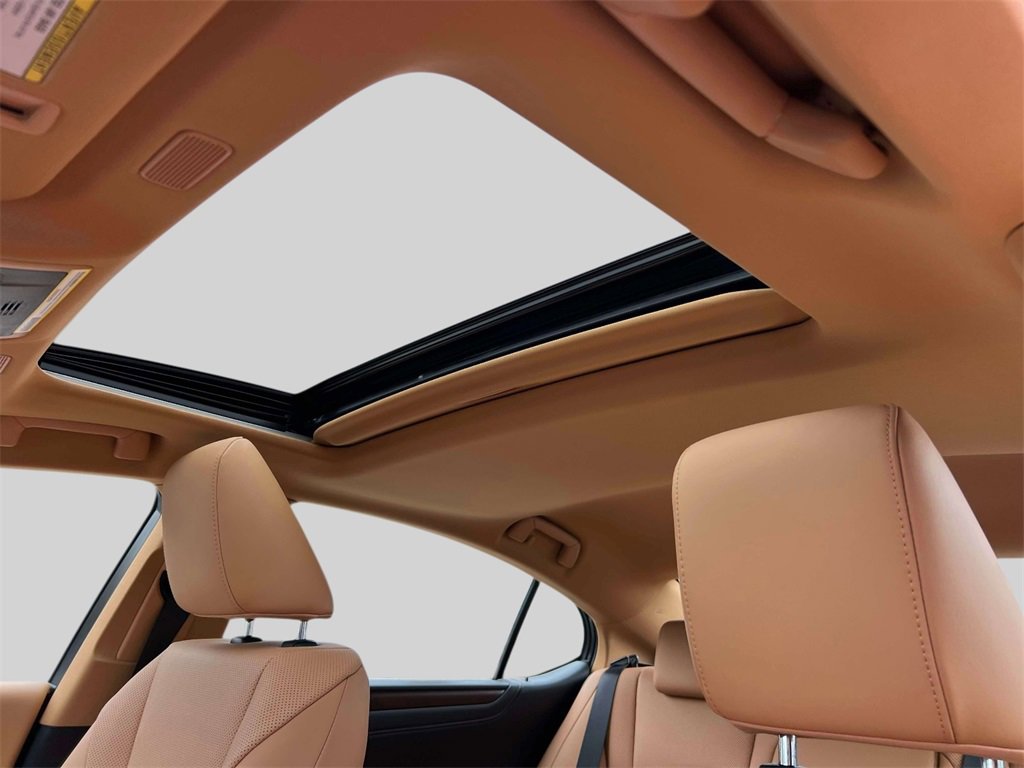 Certified 2023 Lexus ES 350 w/ Premium Package image 19
