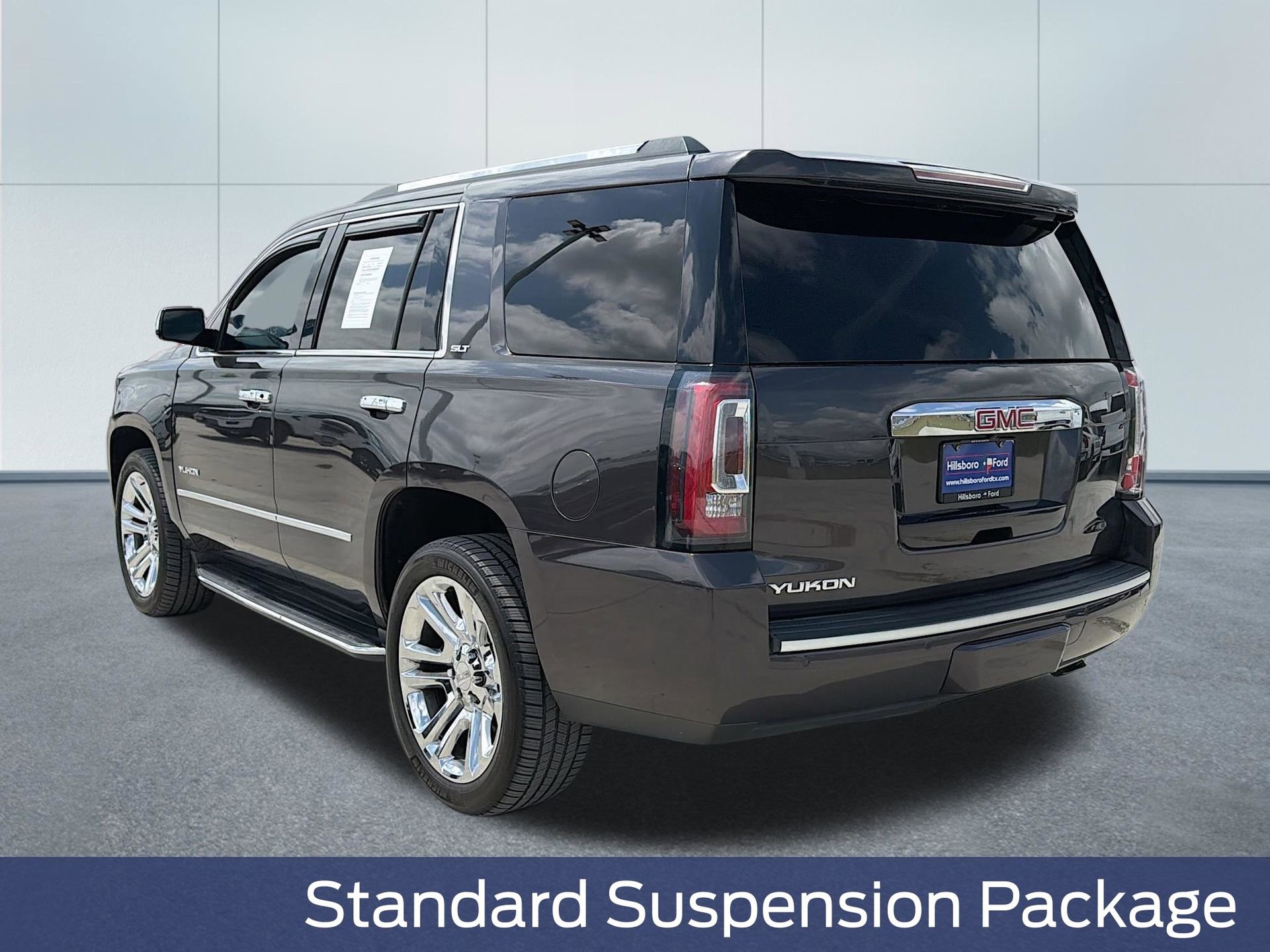 Used 2017 GMC Yukon SLT w/ Premium Edition image 11
