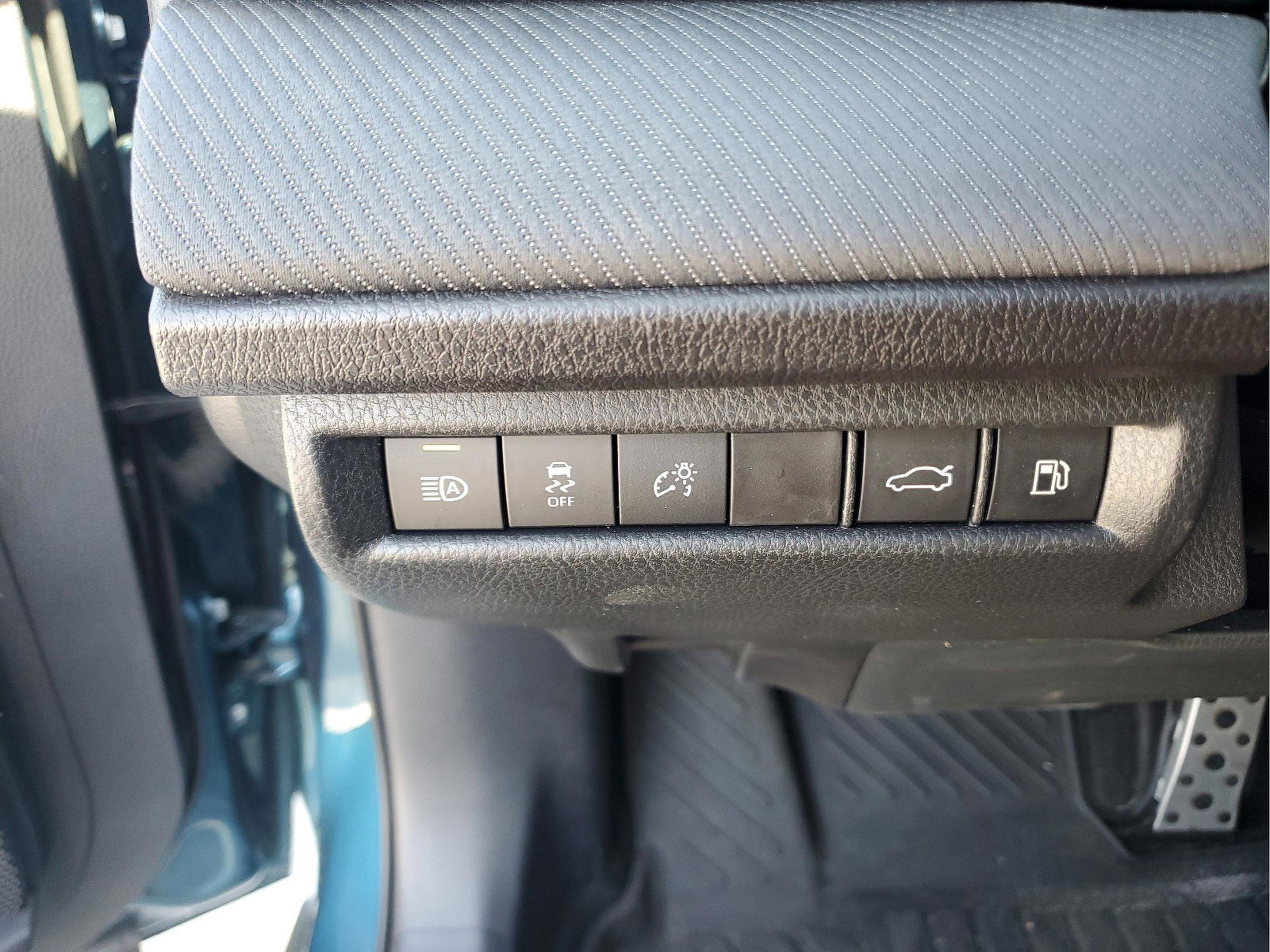 Used 2025 Toyota Camry SE image 31