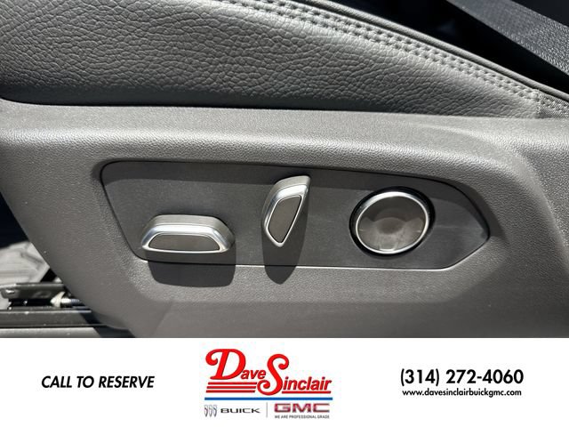 New 2026 GMC Yukon Denali w/ Denali Reserve Package AWD/4WD image 12
